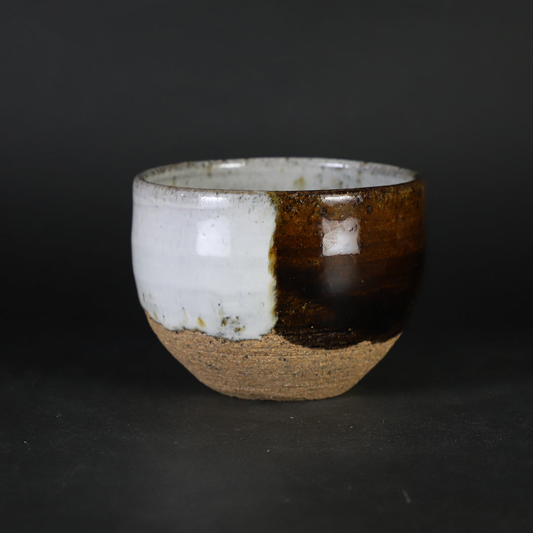 福田和祐 作 朝鮮唐津猪口 – ギャラリー一番館オンラインショップ