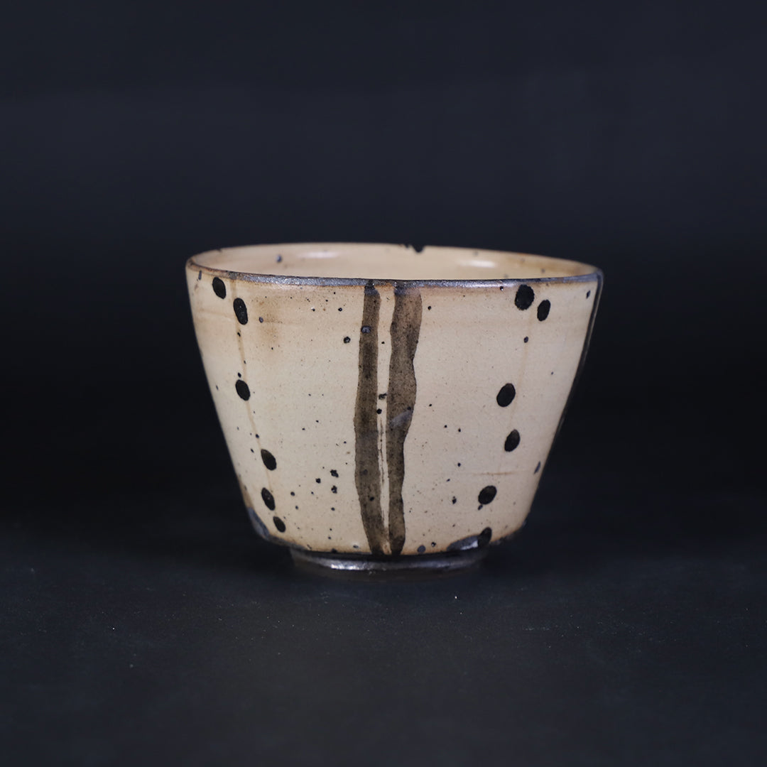 中里隆　唐津焼 中里隆 作 唐津絵粉引蕎麦猪口 – ギャラリー一番館オンラインショップ