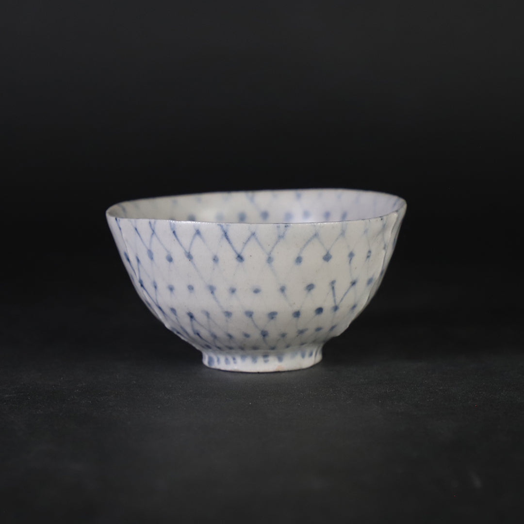 丸田宗一廊 作 染つけ盃 – ギャラリー一番館オンラインショップ