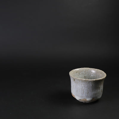 Madara Karatsu sake cup by Munehiko Maruta