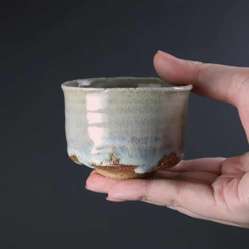 Ash-glazed sake cup No.6 by Shuichi Okamoto