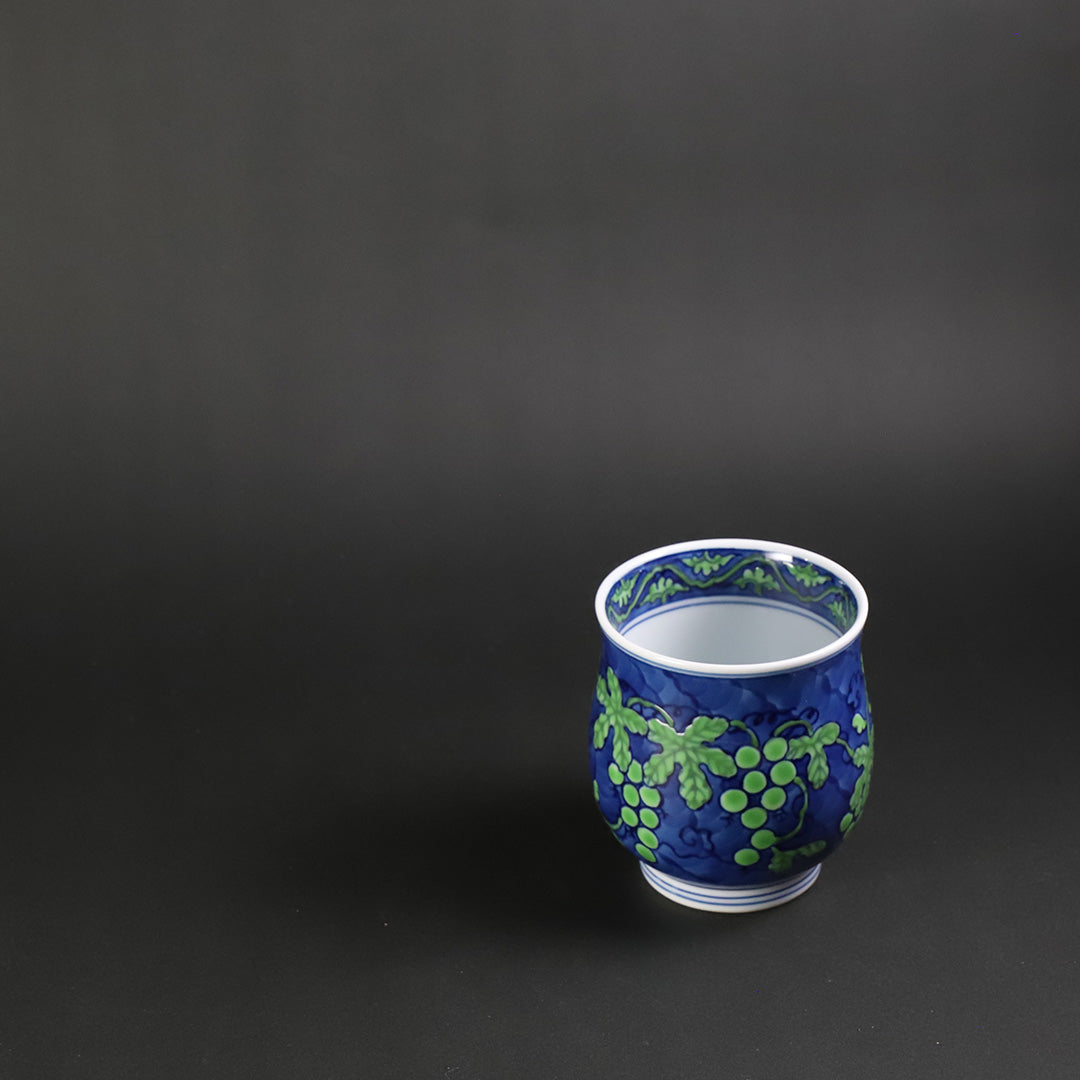 源右衛門窯 緑彩葡萄絵 湯呑 蓋付 2客 源右衛門窯 緑彩葡萄絵 湯呑 蓋付 2客