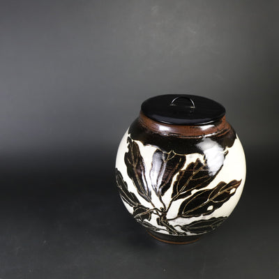Karatsu white ground with black scraped leaf design water jar No.7 by the 14th generation Nakazato Tarouemon