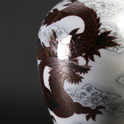 Imaemon Kiln Color Nabeshima Dragon Painting Vase