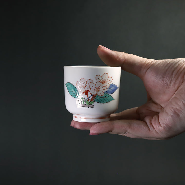 Sakaida Kakiemon 15th Sake cup with cloudy hand and cherry blossom