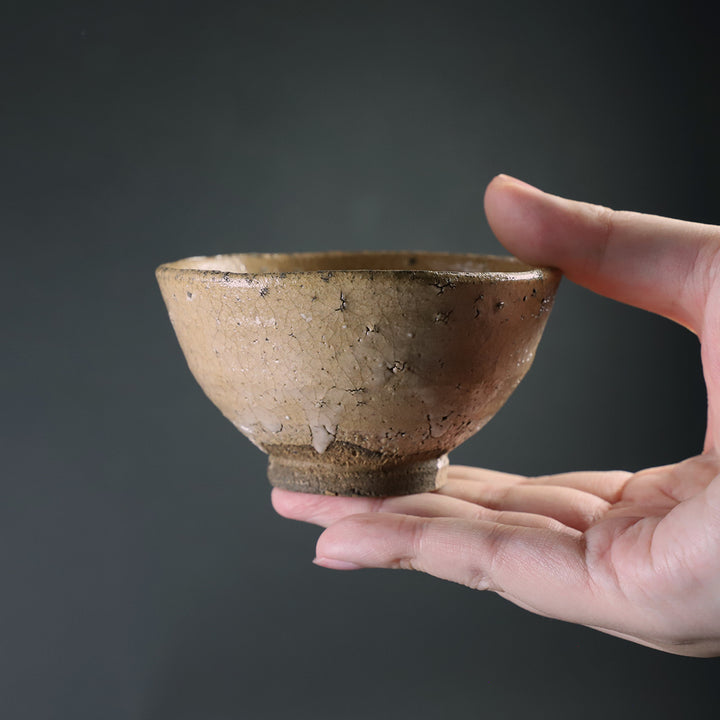 【ご予約品】 作 内村慎太郎 奥高麗ぐい呑2 ギャラリー一番館オンラインショップ – 酒器