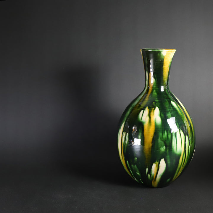 十四代中里太郎右衛門 作 唐津三彩瓶 – ギャラリー一番館オンライン