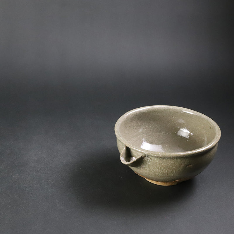 Karatsu Katakuchi No.7 by Naoto Yano