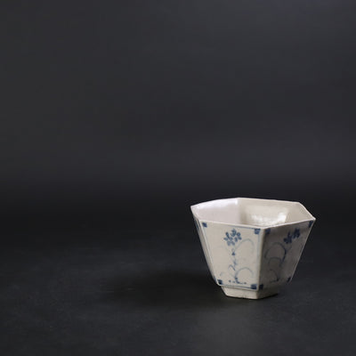 丸田宗一廊　作　染つけ六角盃　No.23