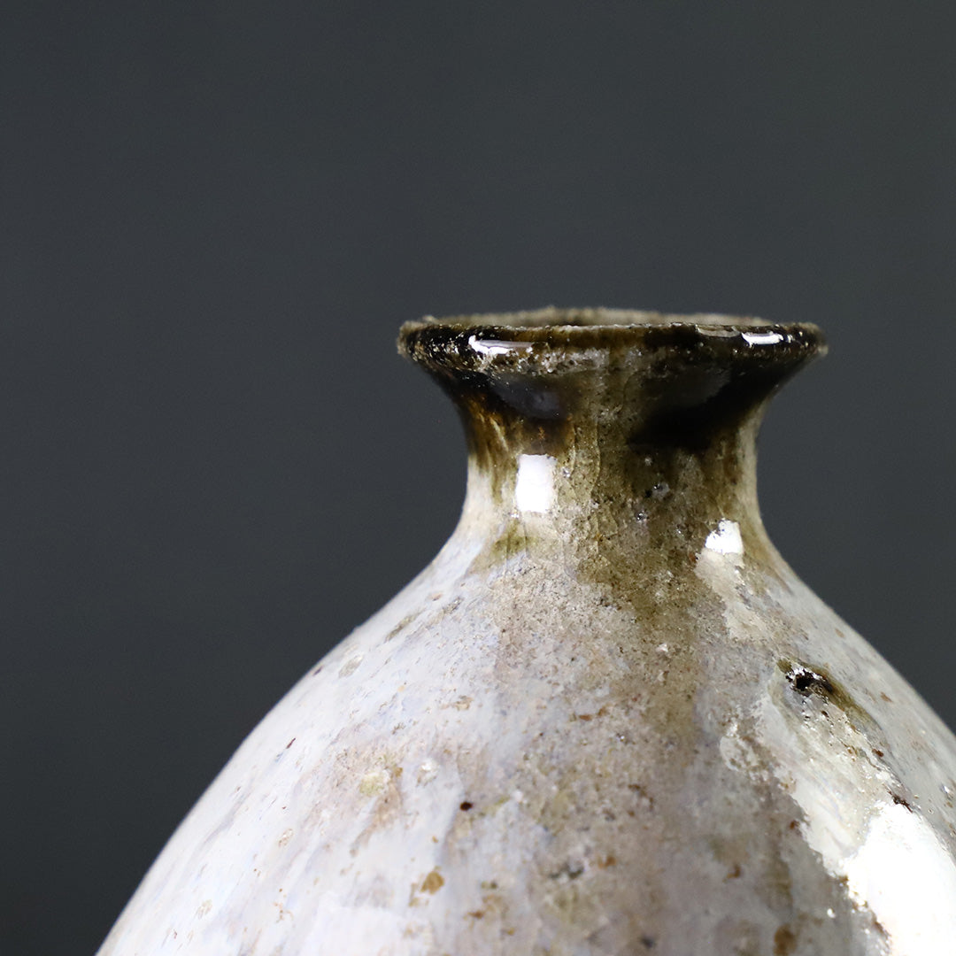 十四代中里太郎右衛門 作 斑唐津徳利 – ギャラリー一番館オンライン