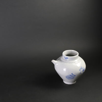 Blue and white porcelain vase by Maruta Soichi Gallery