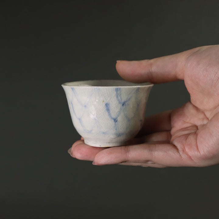 丸田宗一廊 作 染つけ盃4 – ギャラリー一番館オンラインショップ