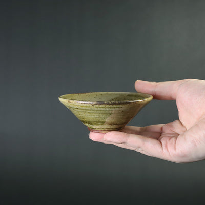 Ash-glazed sake cup by Takashi Nakazato