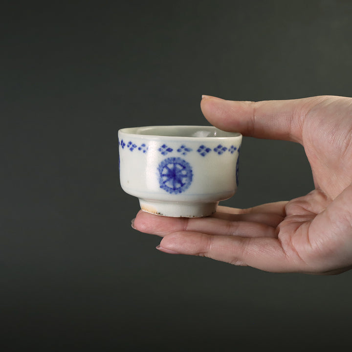 丸田宗一廊 作 染つけ盃2 – ギャラリー一番館オンラインショップ