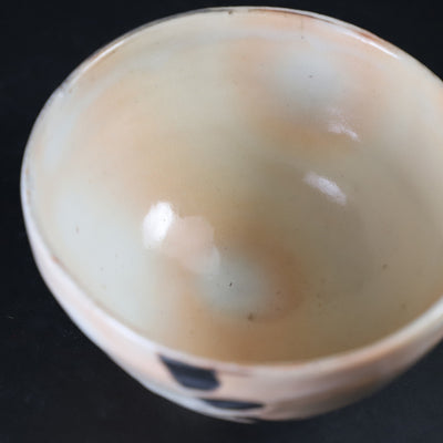 中里重利　作　唐津粉引茶盌