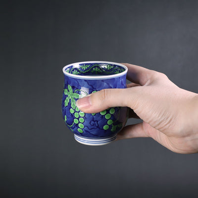 Gen'emon Kiln Green Grape Painting Teacup