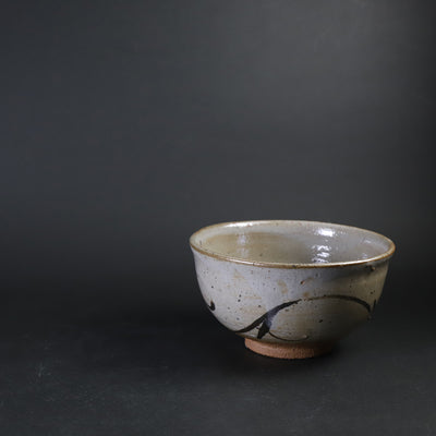 Painted Karatsu tea bowl No.6 by the 14th generation Nakazato Tarouemon