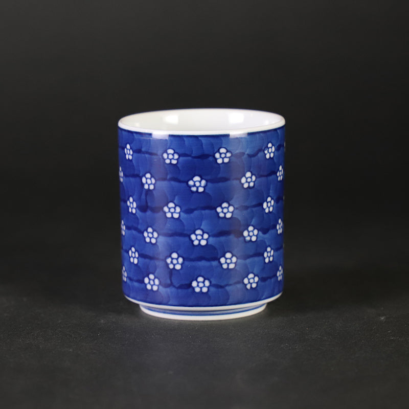 Gen-emon Kiln Plum blossom pattern peep-out sake cup