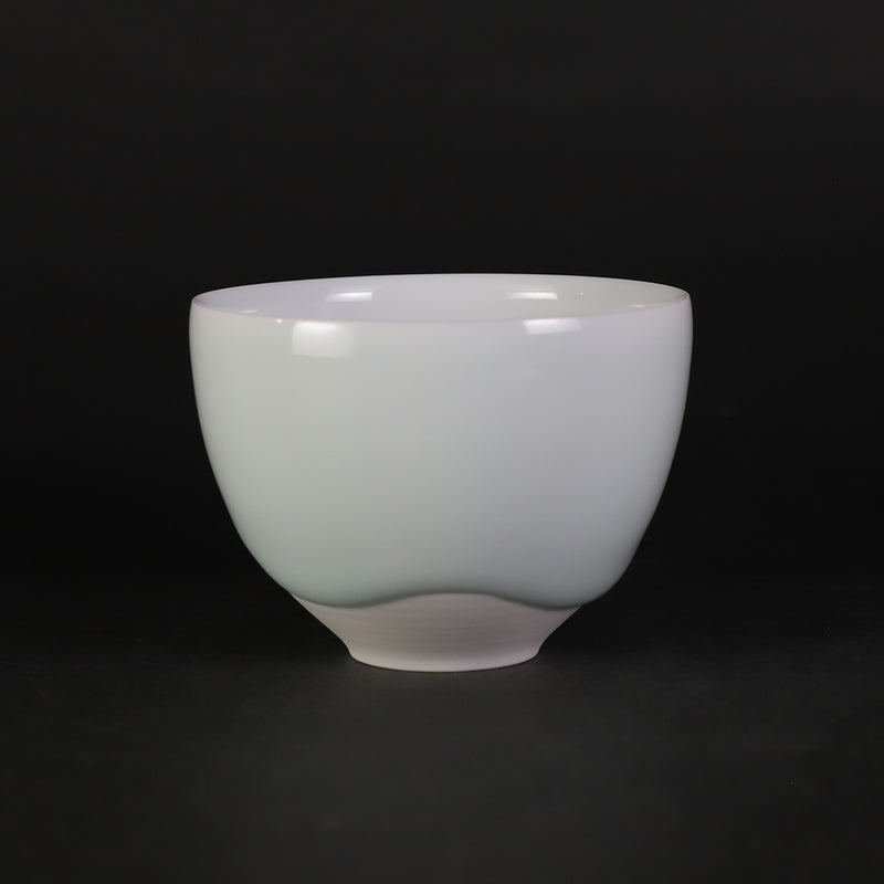 百田暁生　作　青白磁茶器(中)