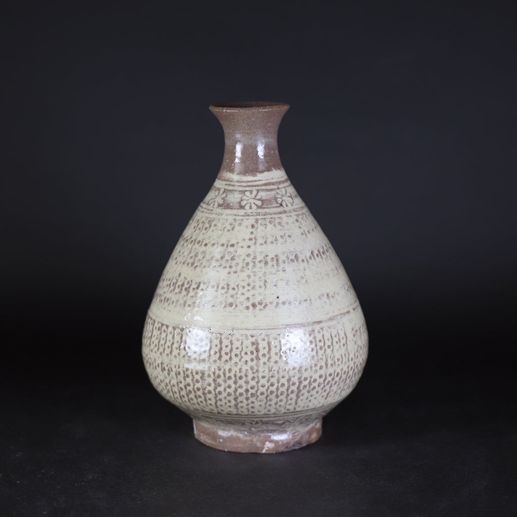 武末日臣 作 三島徳利 No.117 – ギャラリー一番館オンラインショップ