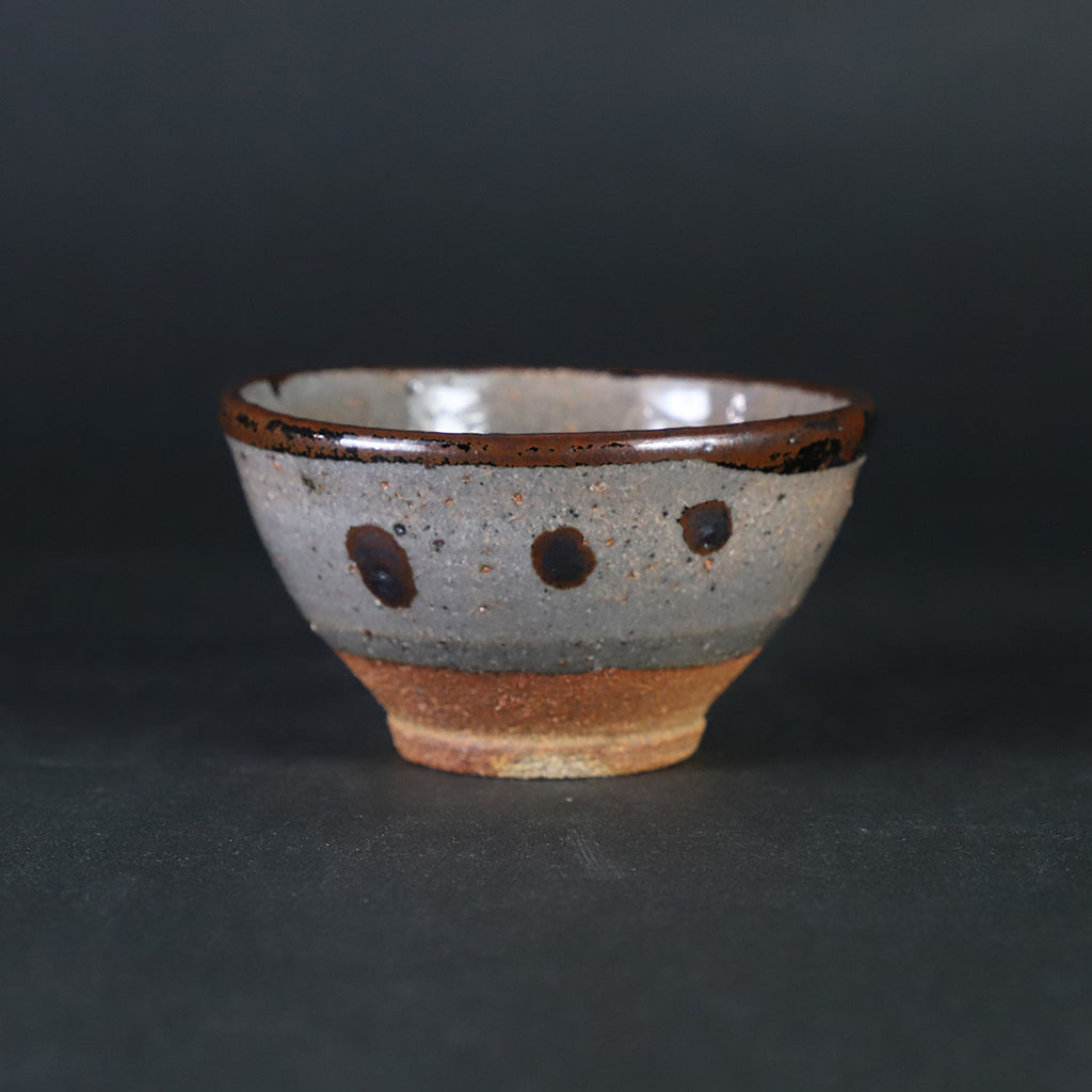 唐津焼　中里太亀　絵唐津ぐい呑 絵唐津ぐい呑み（その2） 中里太亀 - GALLERY掌