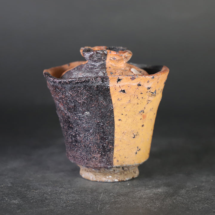 丸田雄 作 唐津赤黒花紋蓋向付 No.4 – ギャラリー一番館オンラインショップ