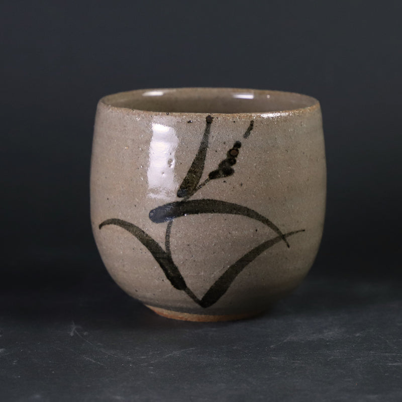 Nakazato Tarouemon Kiln Karatsu Choko (Large, Painted Karatsu: Pampas Grass)
