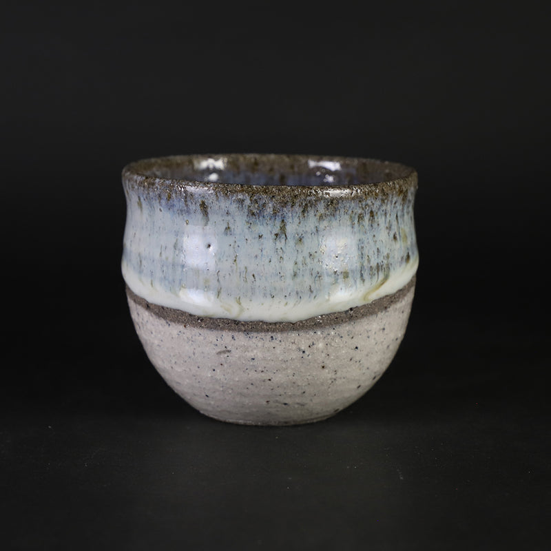 福田和祐　作　斑粉引猪口
