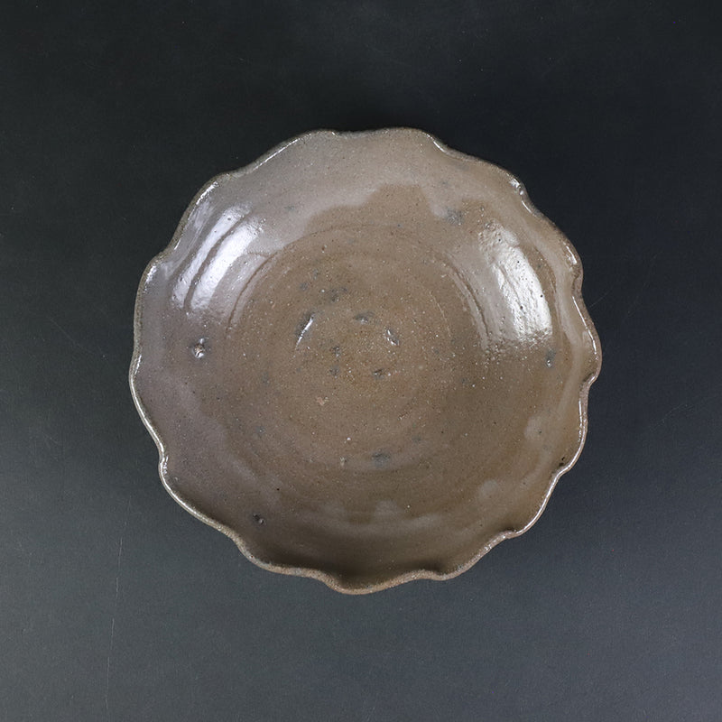 Karatsu plate No.8-3 by Yoshihisa Ishii