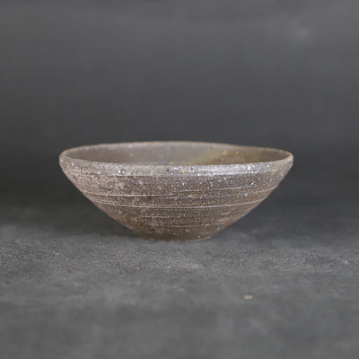 唐津焼 中里 太亀｜作家紹介｜現代の食卓を見据えた唐津焼作家