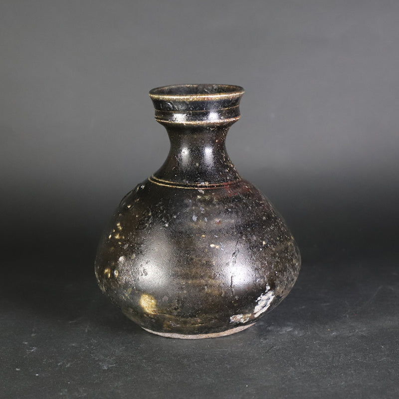 Black Karatsu Sake Bottle No.2 by Shuichi Okamoto