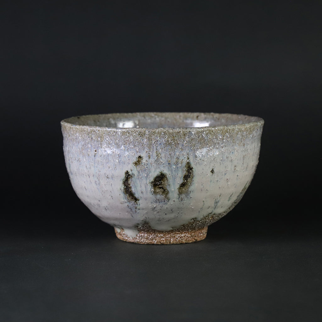 岡本憲治(作礼)作　唐津焼　桑原　茶碗　共箱　茶道具 岡本憲治(作礼)作 唐津焼 桑原 茶碗 共箱 茶道具 - メルカリ