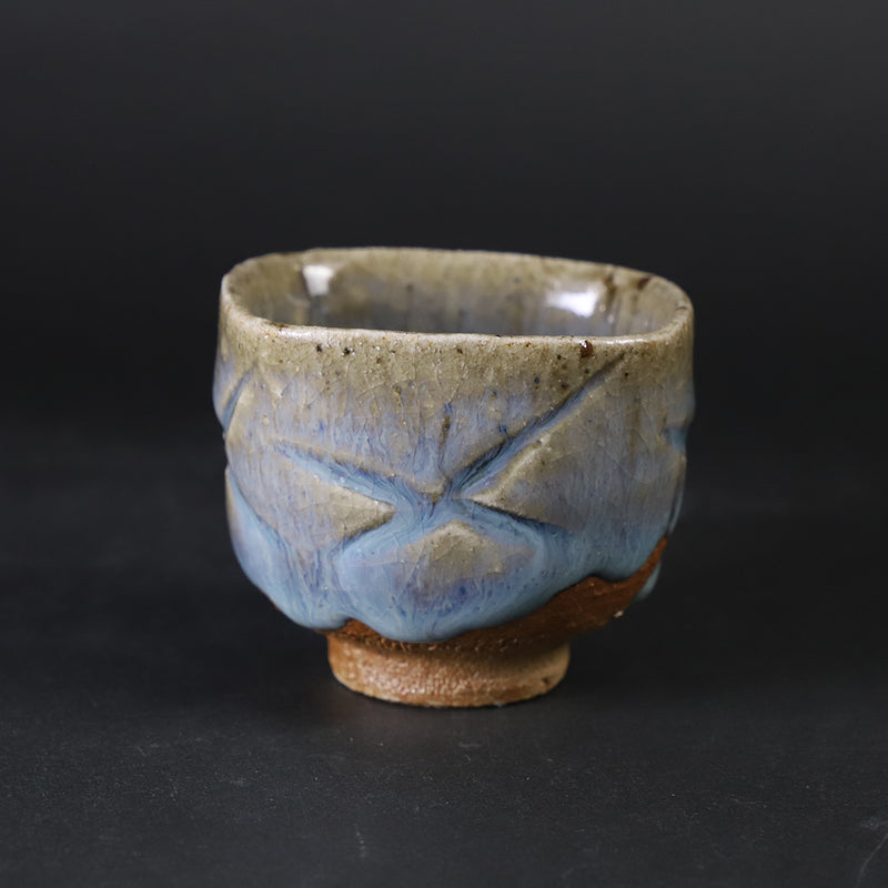 Ash-glazed four-sided carved sake cup by Shuichi Okamoto