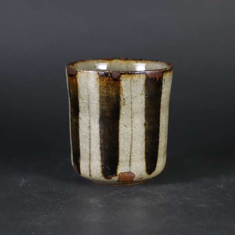 Painted Karatsu teacup 2 by Nakazato Taki
