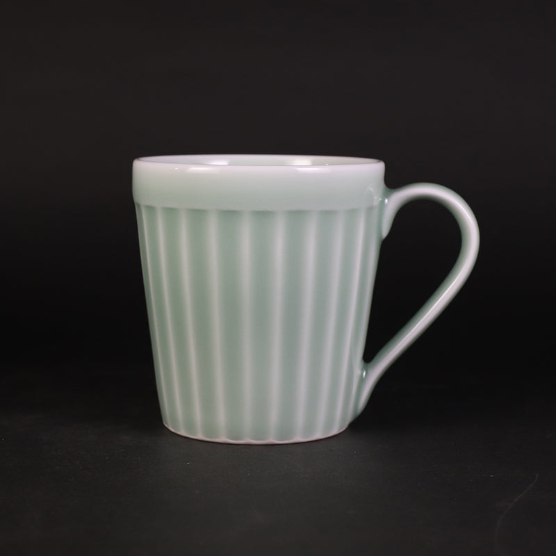 Kosengama Celadon Line Carved Mug