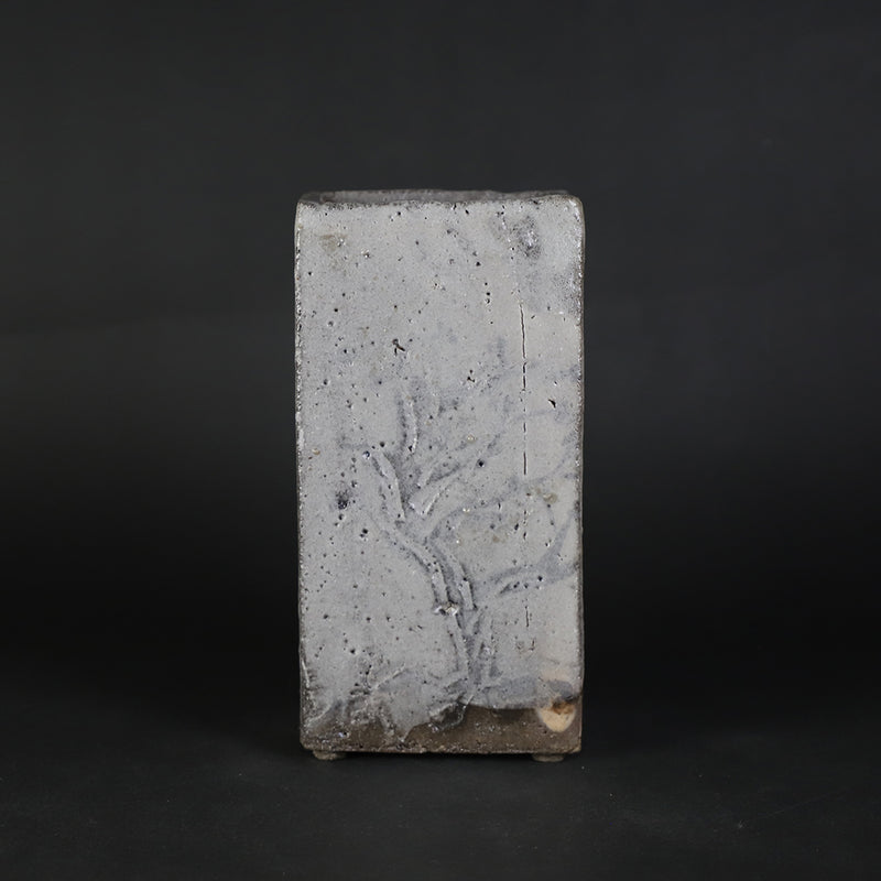 梶原靖元　作　角花入　No.61