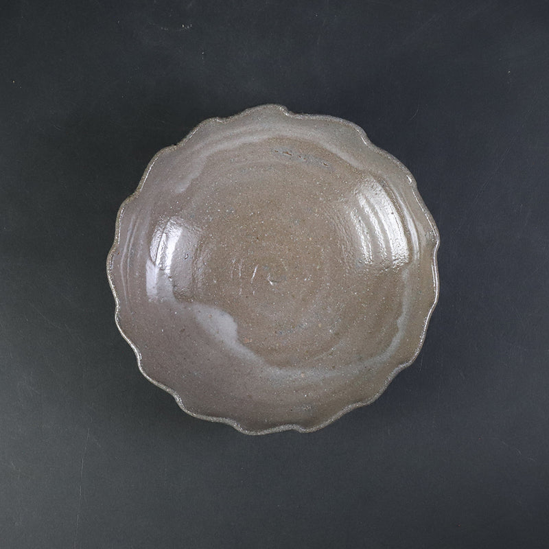 Karatsu plate No.8-2 by Yoshihisa Ishii