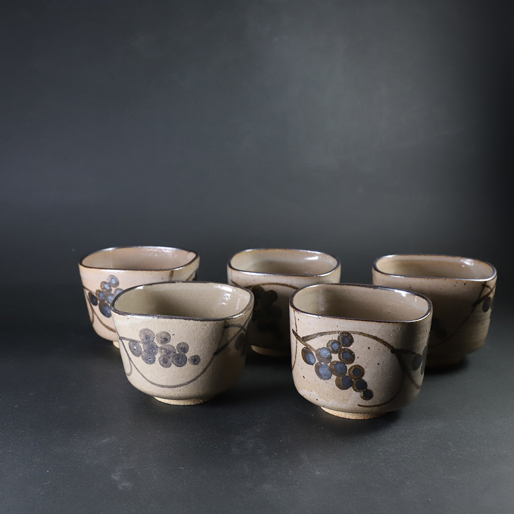 中里太郎右衛門窯 絵唐津向付（ぶどう 五客組） – ギャラリー一番館