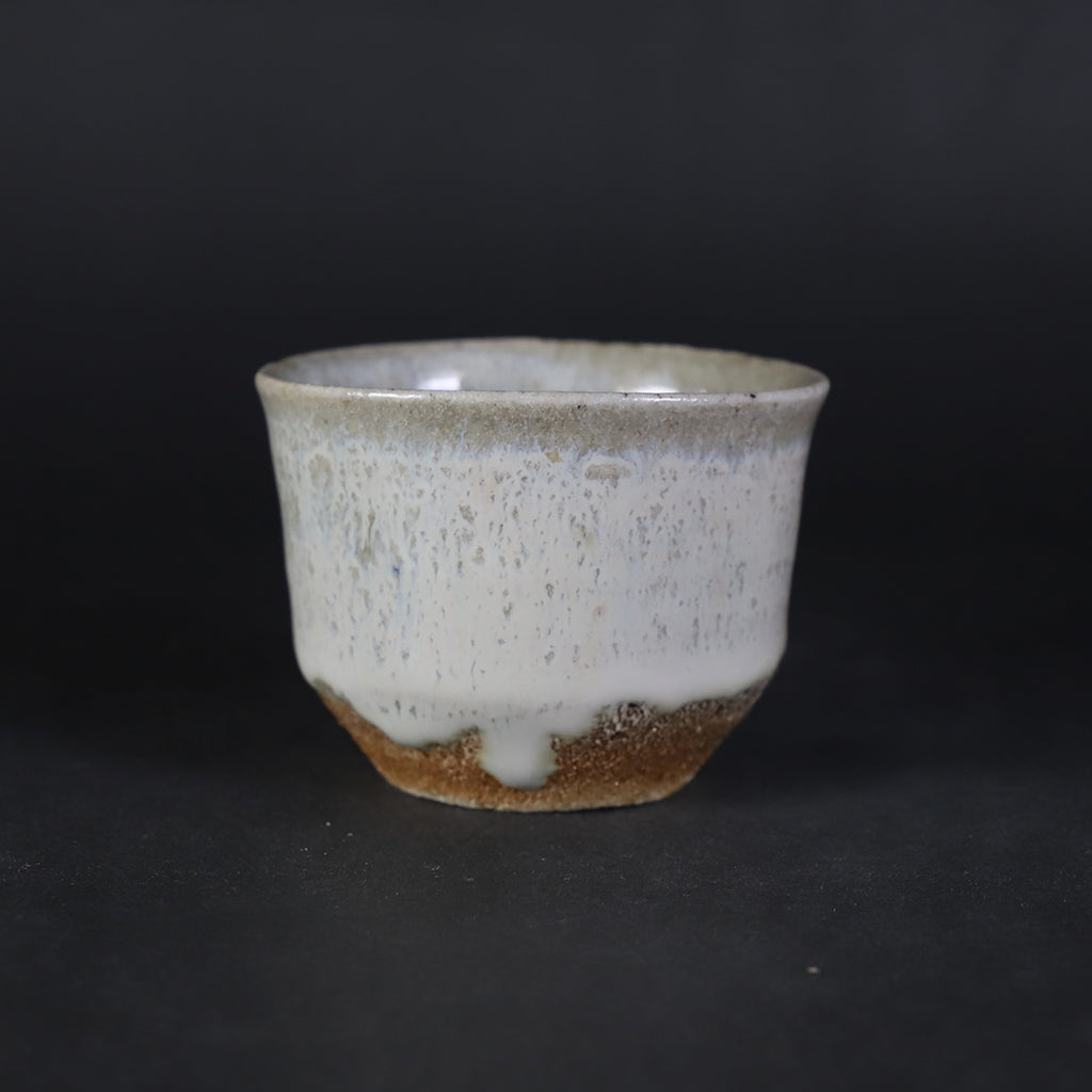 竹花正弘 唐津 ぐい呑み 竹花正弘 作 斑唐津ぐい呑 No.43 – ギャラリー一番館オンラインショップ