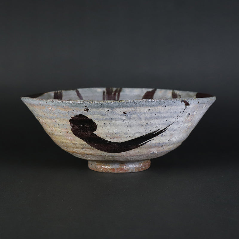 Powder-glazed Karatsu Shoe Bowl by Munehiko Maruta