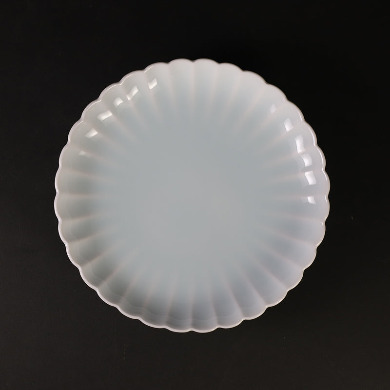 Kosengama Blue and white porcelain chrysanthemum 32 square 5 inch plate