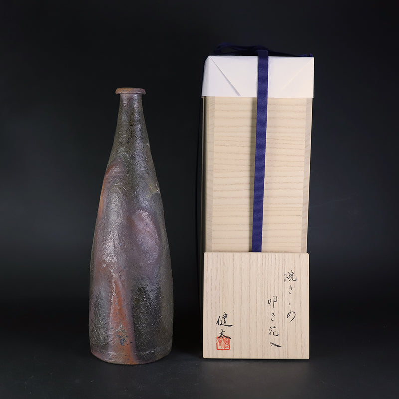 中里健太　作　焼しめ叩き花入れ