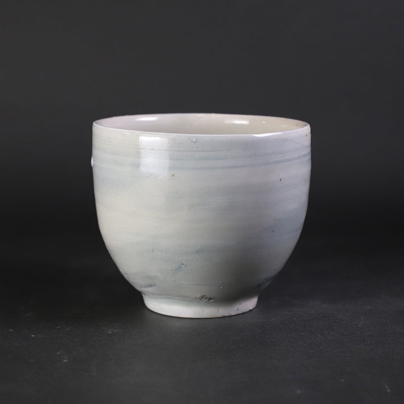 秋田菫　作　呉須刷毛目筒碗