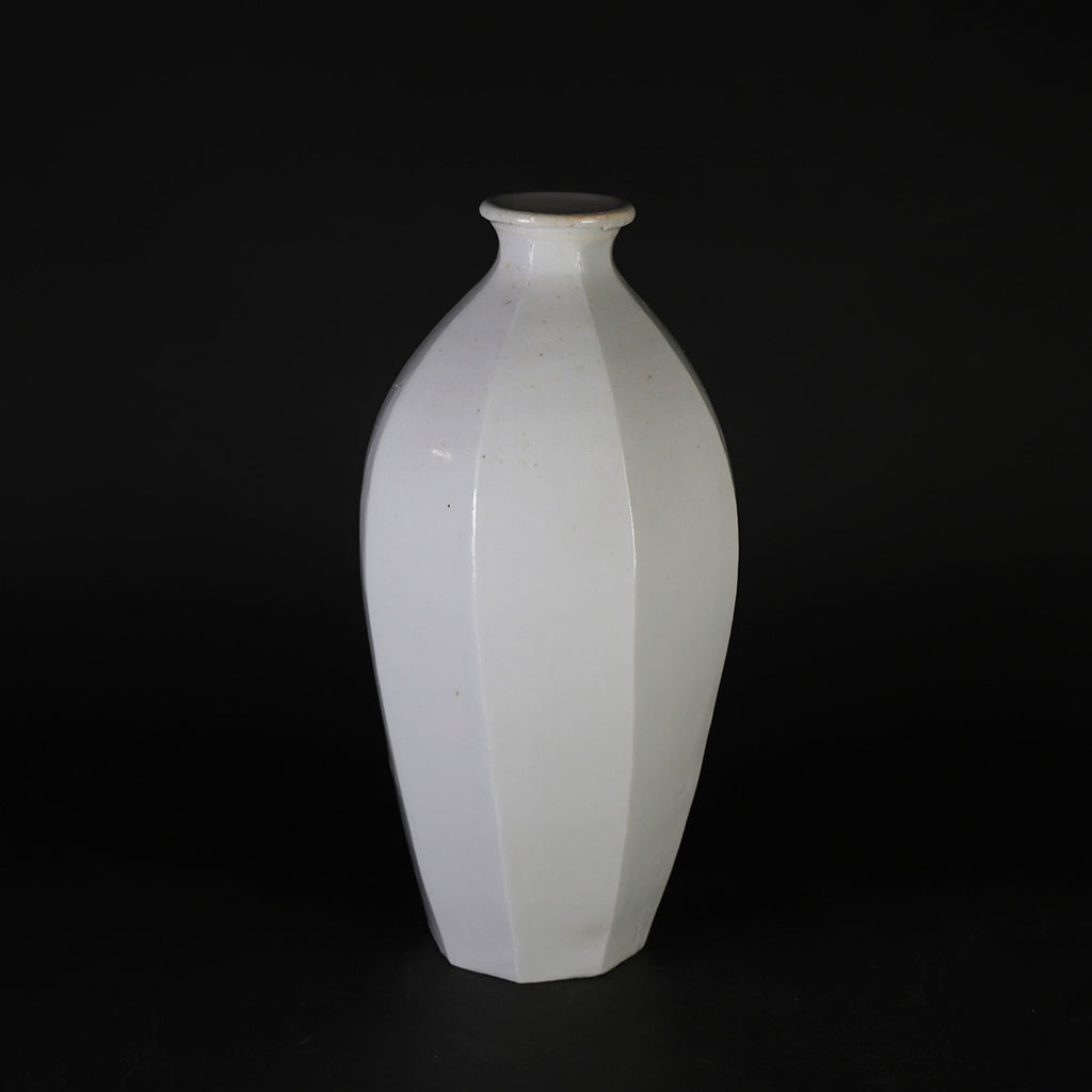 竹花正弘 作 白瓷面取瓶 No.10 – ギャラリー一番館オンラインショップ