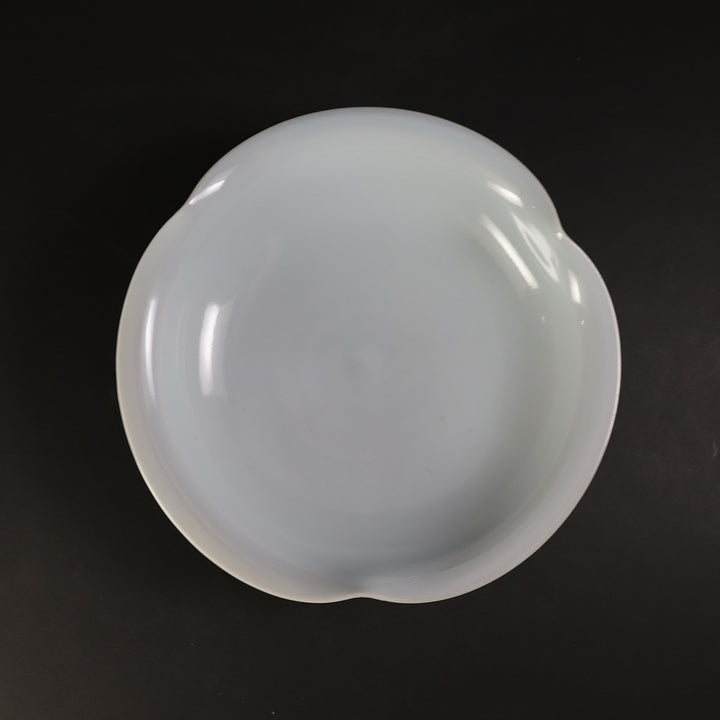 骨董　青白磁の風景画皿 直径約40cm 骨董 青白磁の風景画皿 直径約40cm
