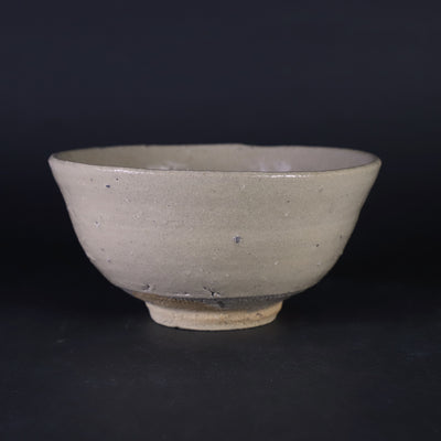 Karatsu tea bowl No.12 made by the 14th generation Nakazato Tarouemon