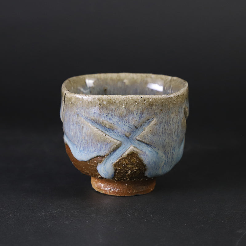 Ash-glazed four-sided carved sake cup by Shuichi Okamoto