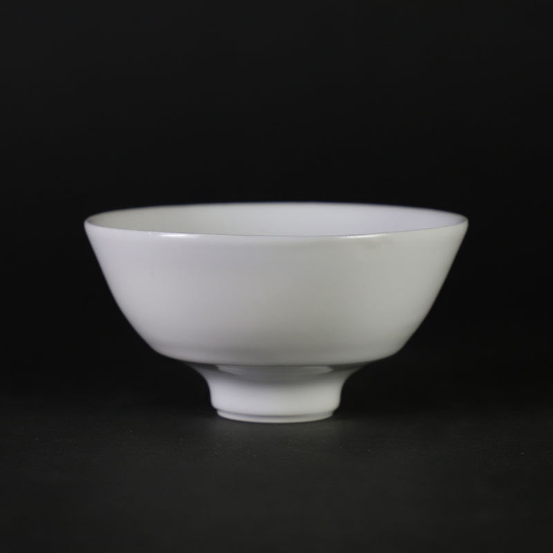 White porcelain cup by Seigo Nakamura