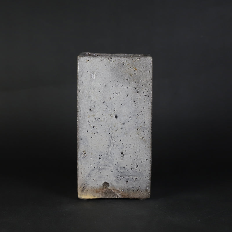 梶原靖元　作　角花入　No.61