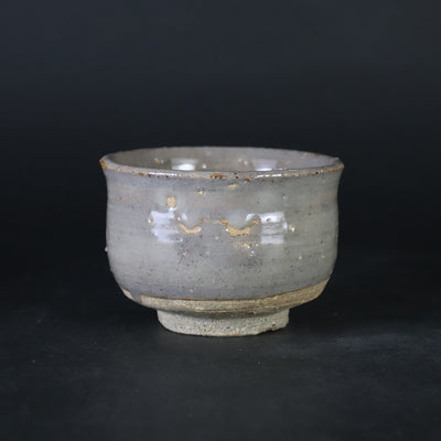 Karatsu sake cup 1 made by the 14th generation Nakazato Tarouemon